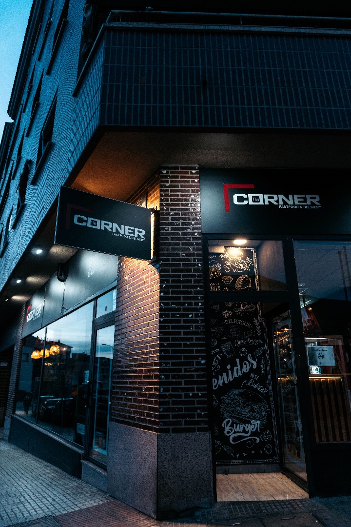 THE CORNER